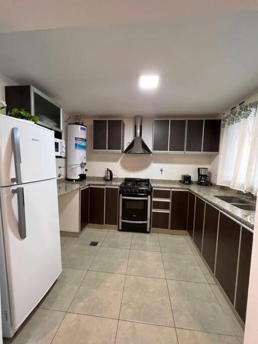 ميندوزا Lumiere Apartments - Hermoso Departamento En Complejo Residencial المظهر الخارجي الصورة